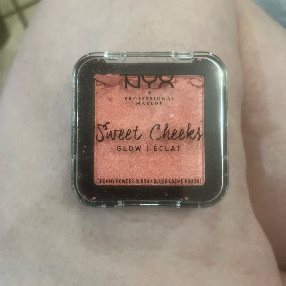 NYX Sweet Cheeks Matte Blush in Coral